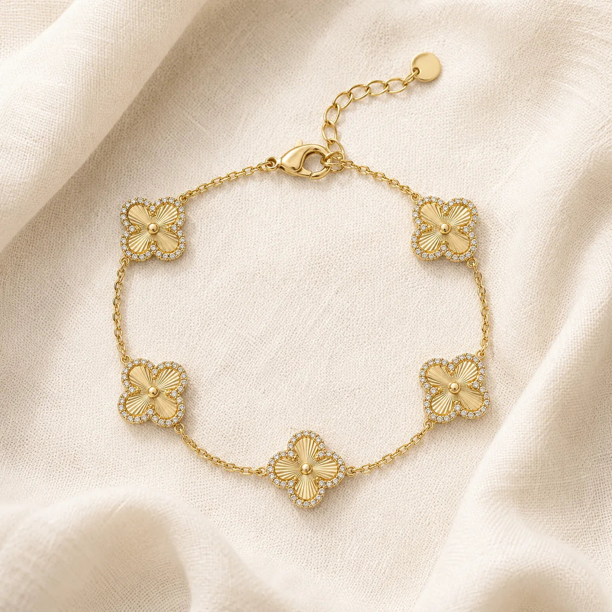 Clorii Bloom Clover Bracelet