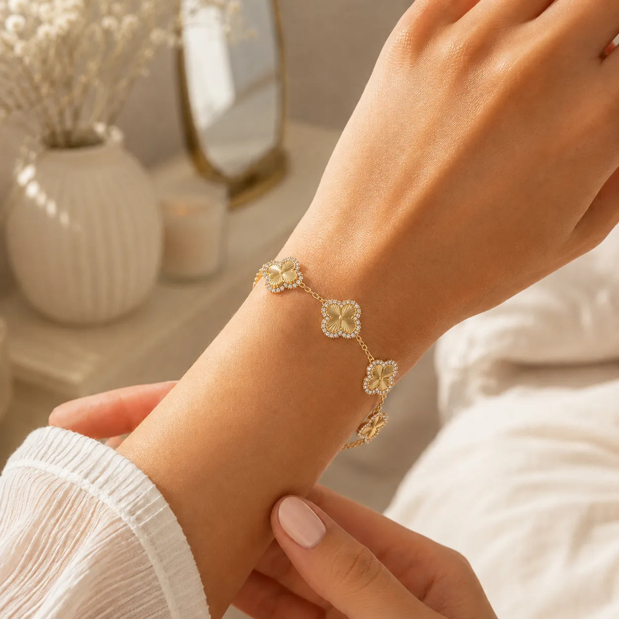 Clorii Bloom Clover Bracelet
