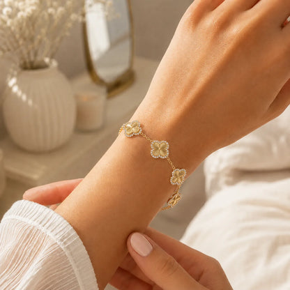 Clorii Bloom Clover Bracelet